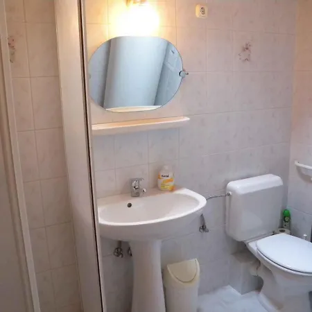 Apartament In Siofok/balaton 34971 *